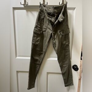 Brand: American Eagle  // Size: 4 // Color: Army Green